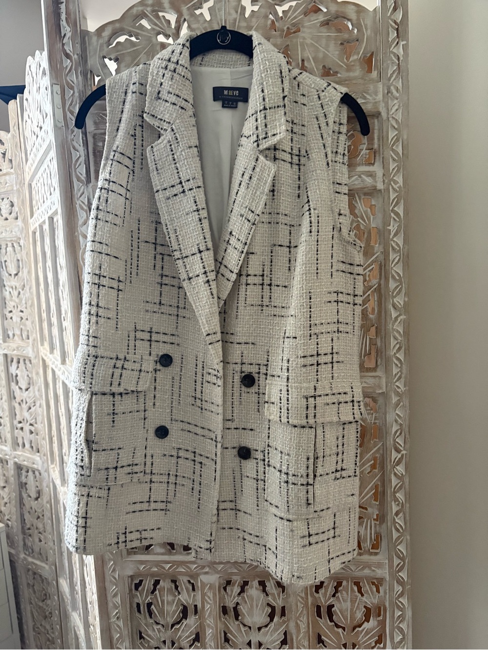 Maeve by Anthropologie Sleeveless Tweed Vest in Ivory with Black accents
